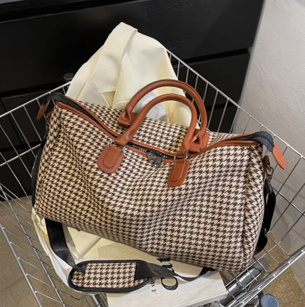 Screenshot 2025-10-31 at 19.30.29 Brown Four One Large Capacity Travel Bag